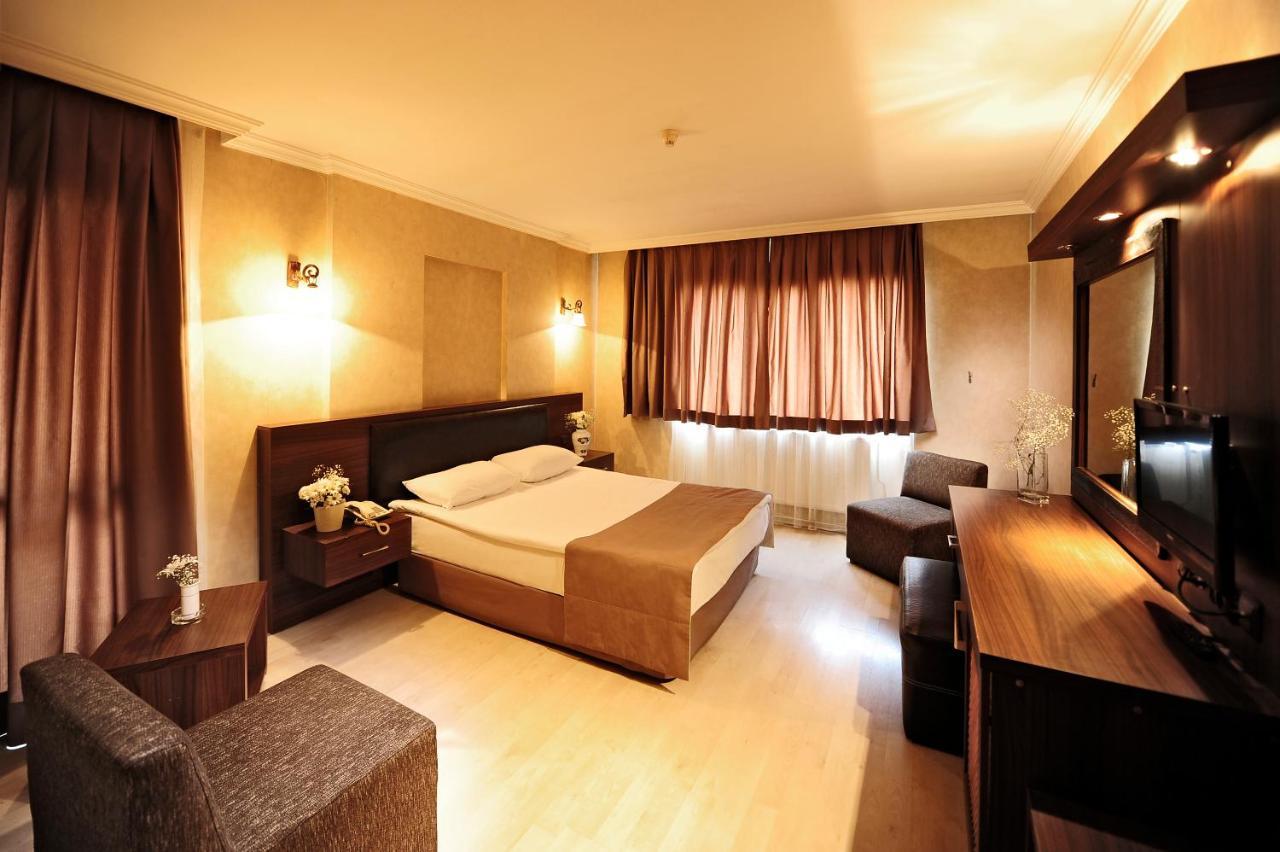 Uestuen Hotel Alsancak Izmir Zewnętrze zdjęcie