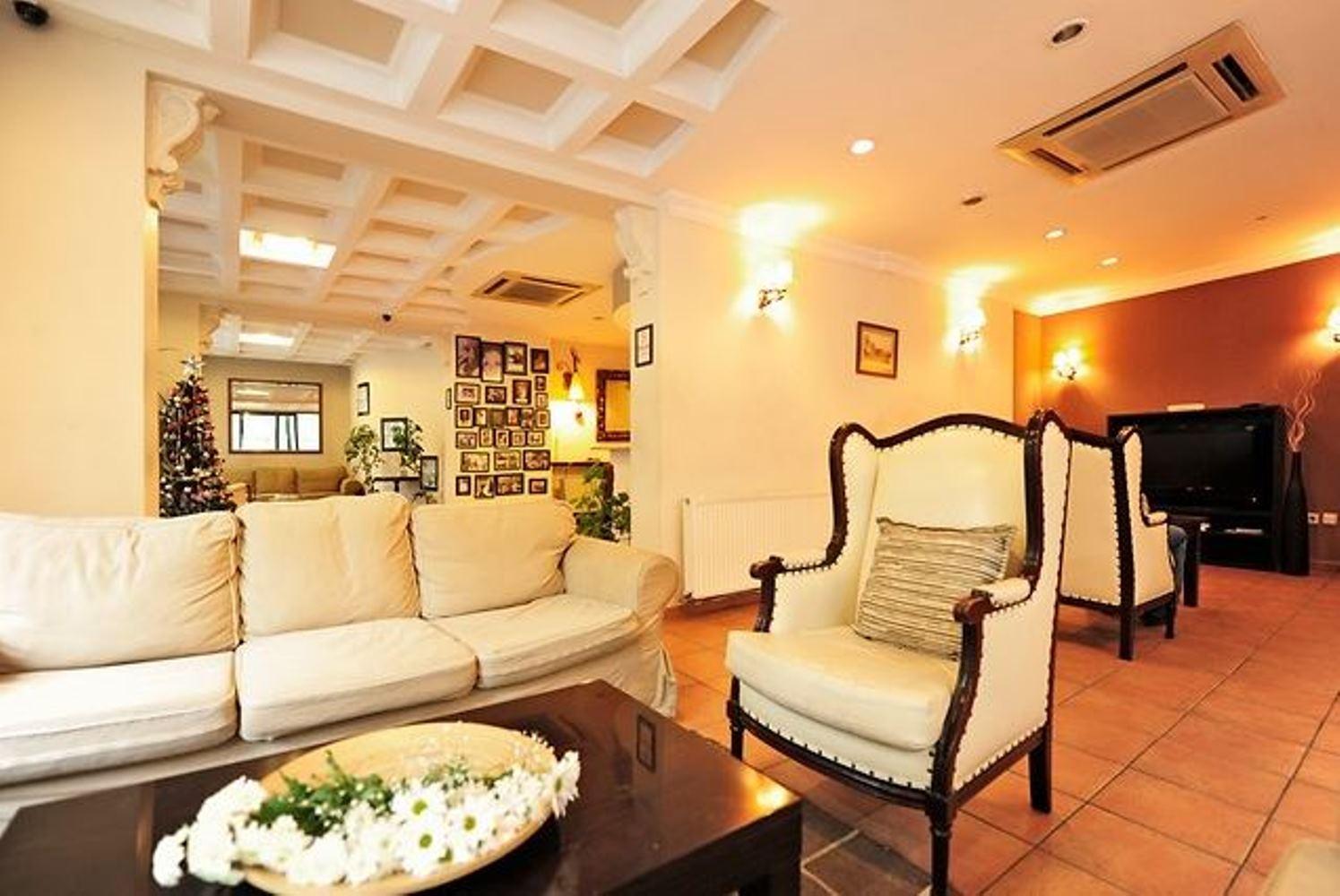 Uestuen Hotel Alsancak Izmir Zewnętrze zdjęcie