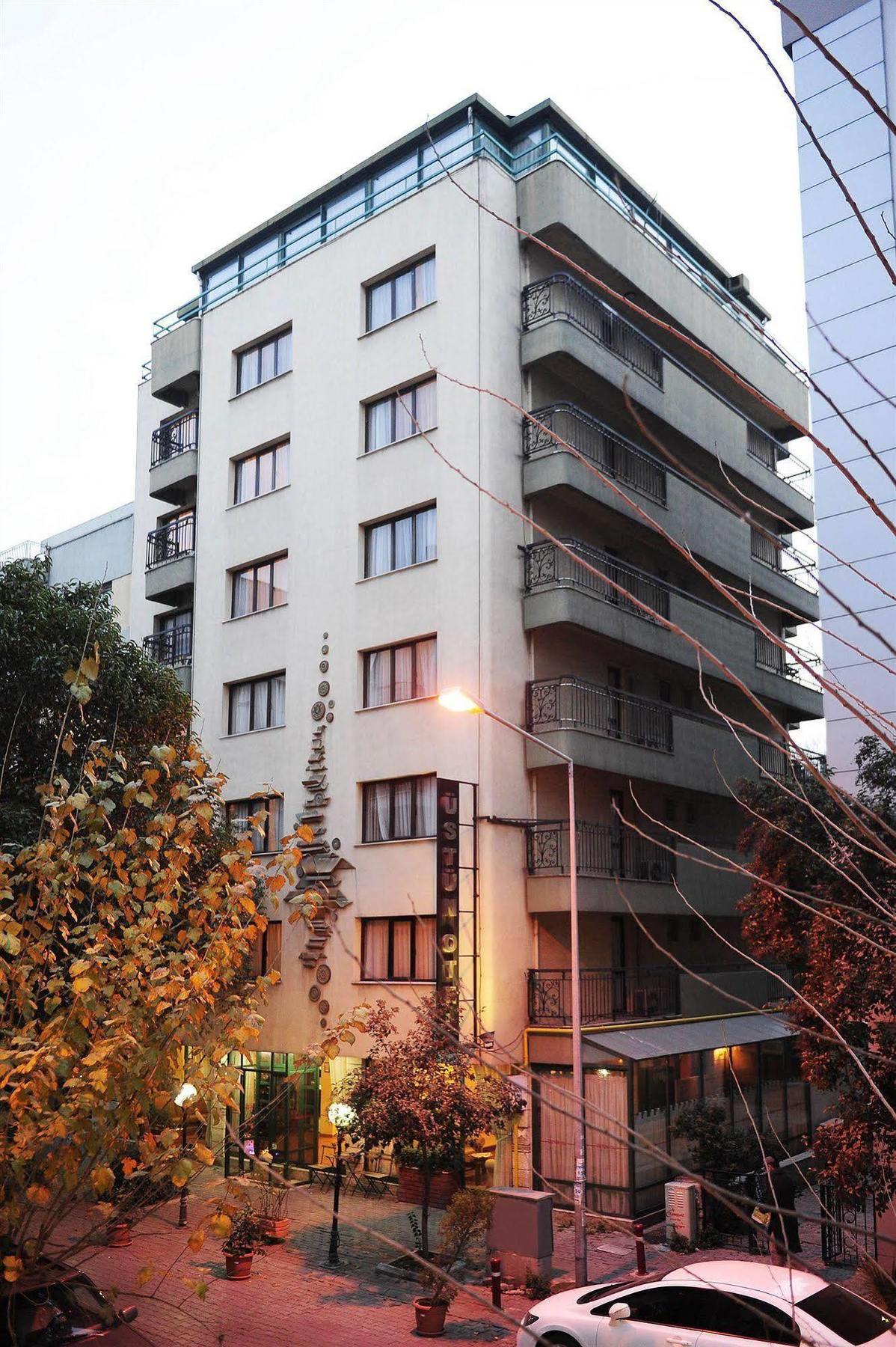 Uestuen Hotel Alsancak Izmir Zewnętrze zdjęcie